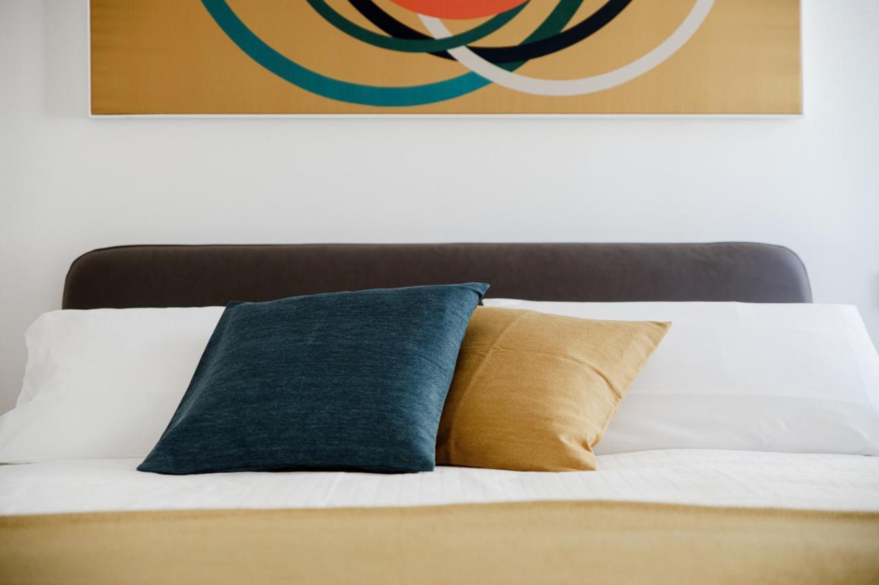 Dome'S Charme - The House Of Travelers Apartment โกโม ภายนอก รูปภาพ