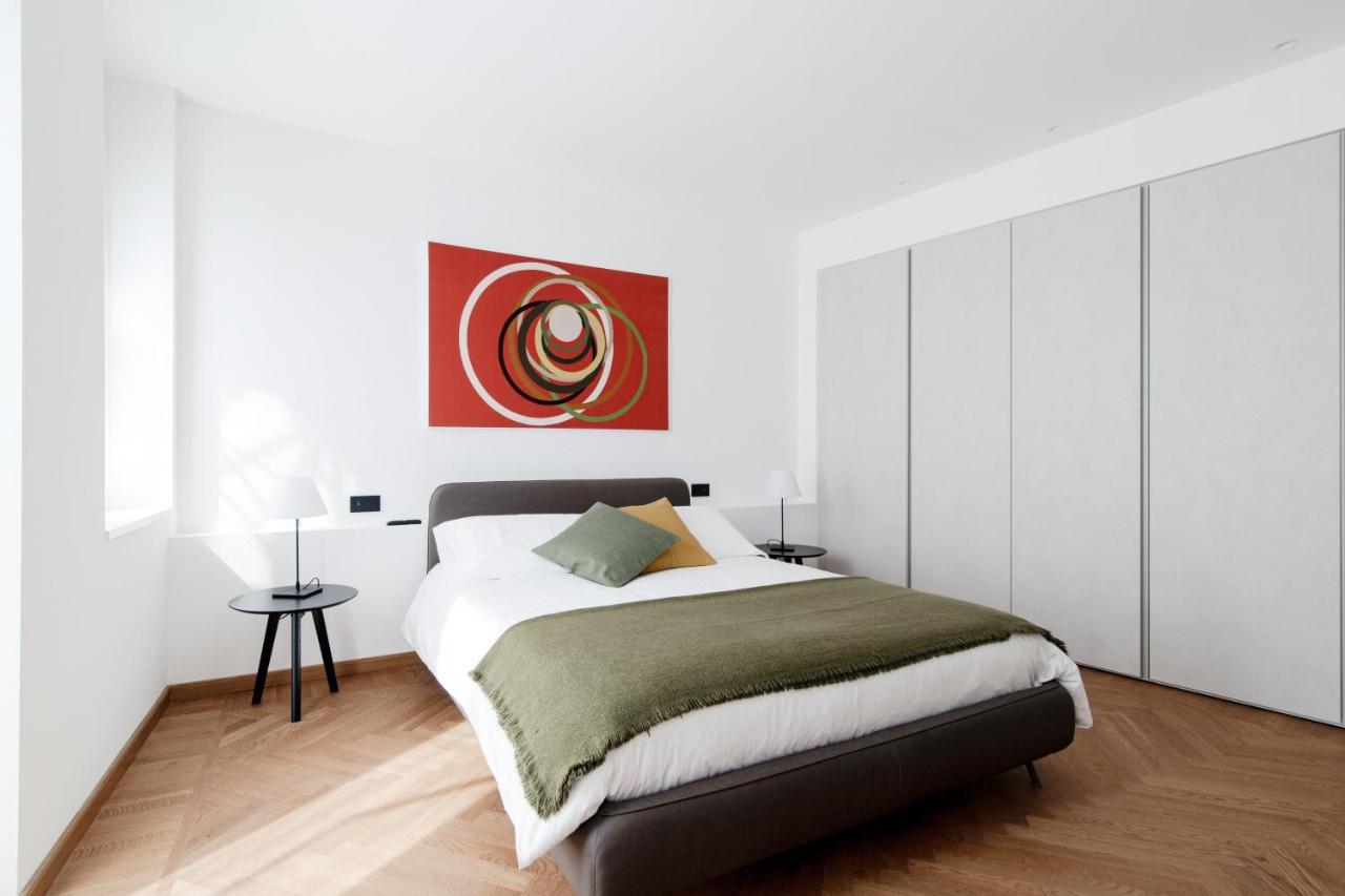Dome'S Charme - The House Of Travelers Apartment โกโม ภายนอก รูปภาพ
