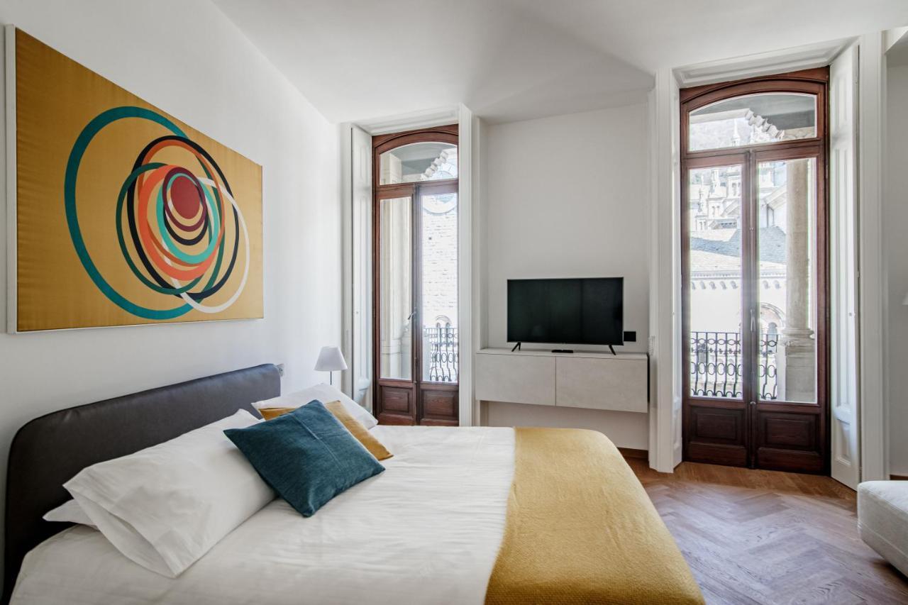 Dome'S Charme - The House Of Travelers Apartment โกโม ภายนอก รูปภาพ